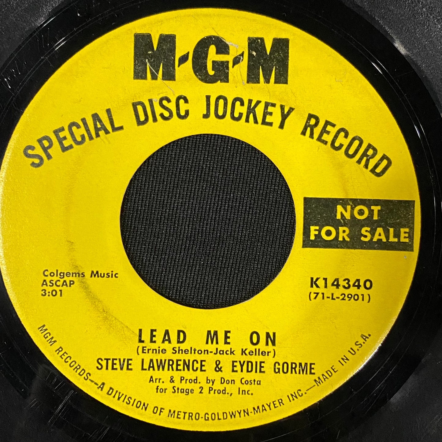 Steve Lawrence & Eydie Gorme – Lead Me On