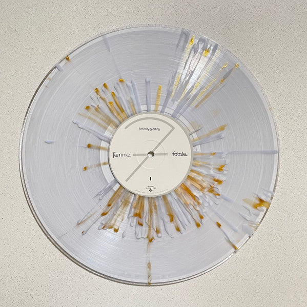 Britney Spears – Femme Fatale