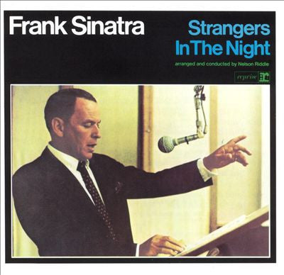 Frank Sinatra – Strangers In The Night